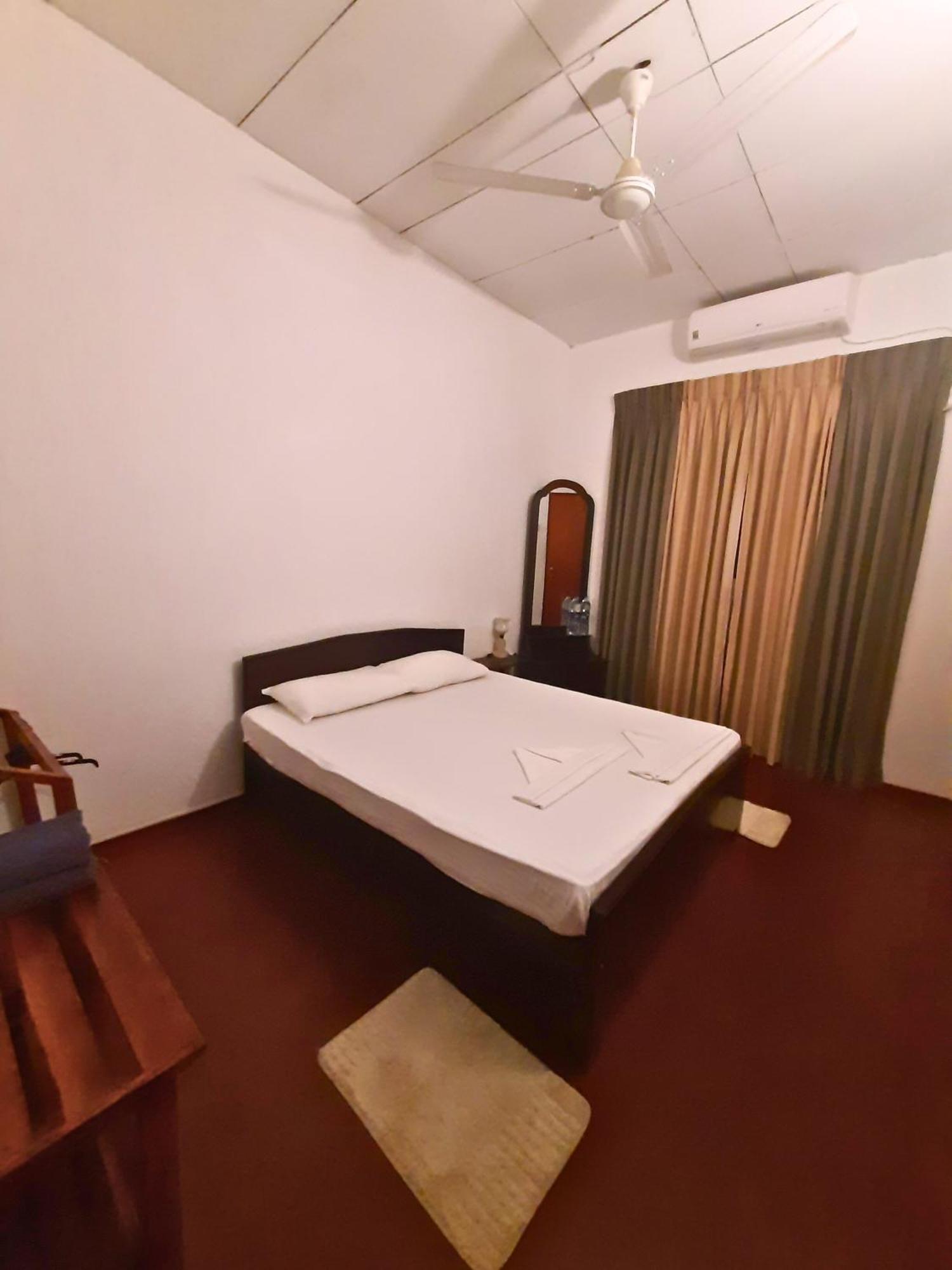 Galle Rest Home Extérieur photo